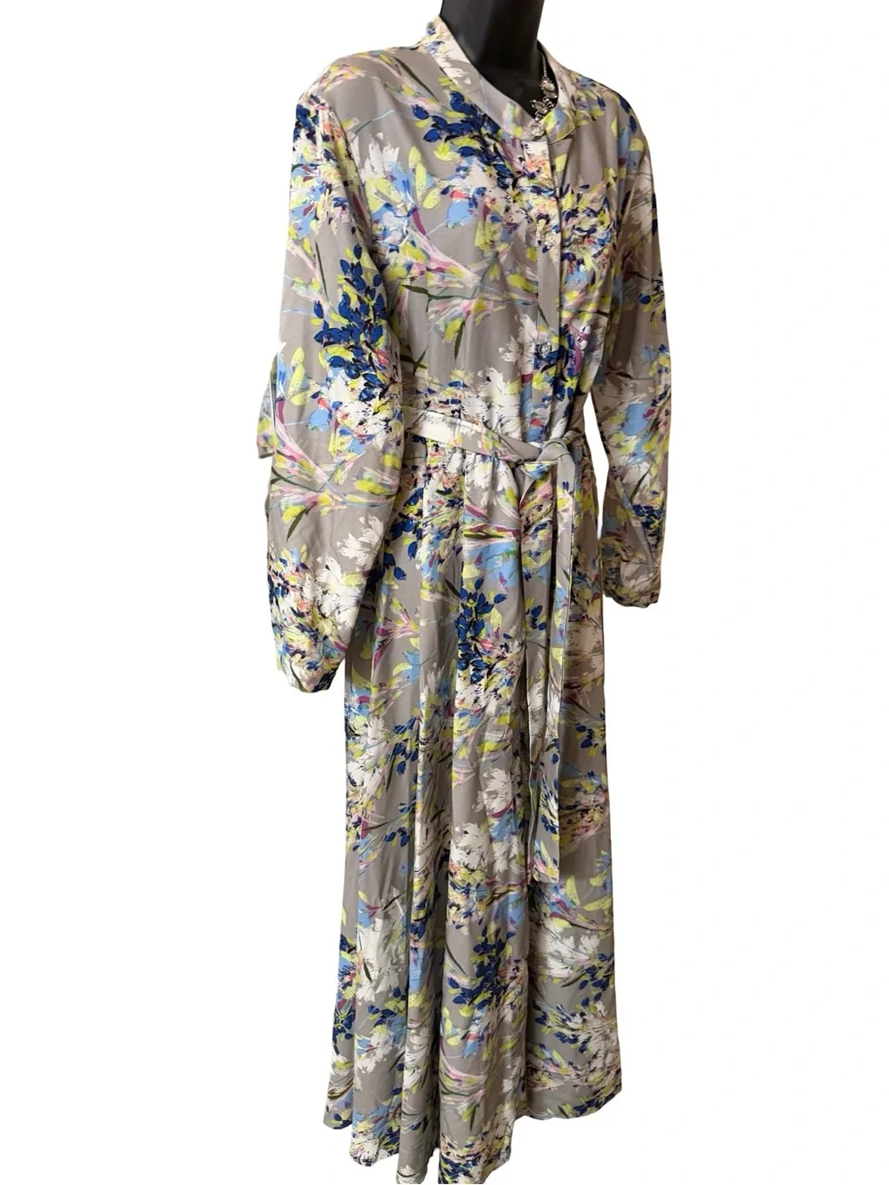 NWT Annahhariri Floral Long Sleeve Belted Maxi Dress in Gray - Picture 3 of 12